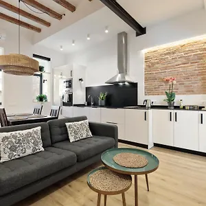 Poble Sec Charming Apartment Barcelona